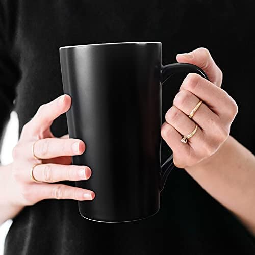 Showall 20 oz krigle za kavu, set od 2 jednostavna bijela i crna velika keramička čaša za mliječni čaj s ručkom